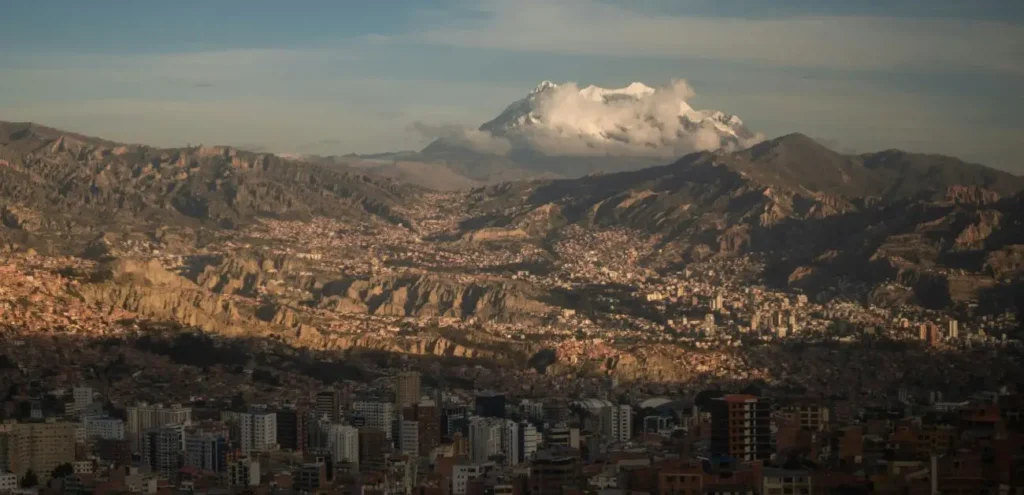 Aeromexico Airlines La Paz Office in Bolivia